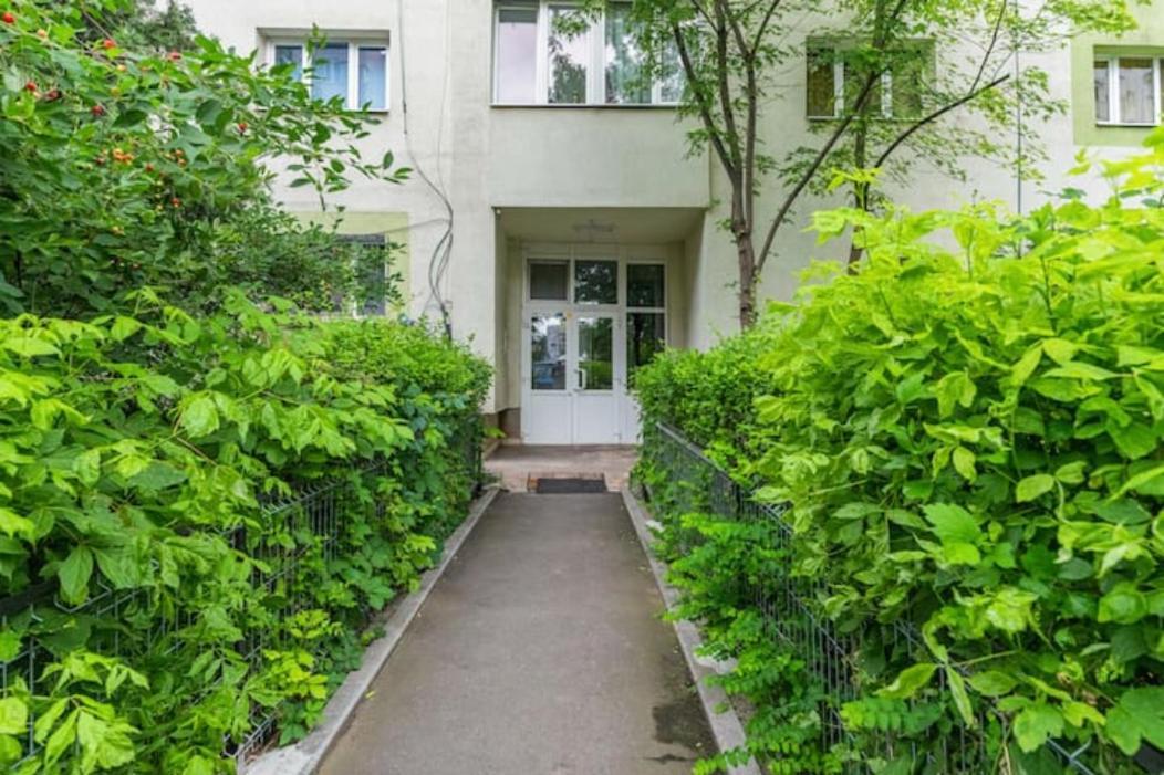 Cosy & Chic Studio Close By Victoria Square 부쿠레슈티 외부 사진