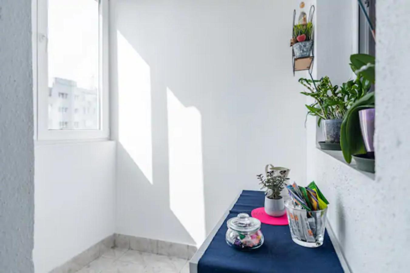 Cosy & Chic Studio Close By Victoria Square 부쿠레슈티 외부 사진